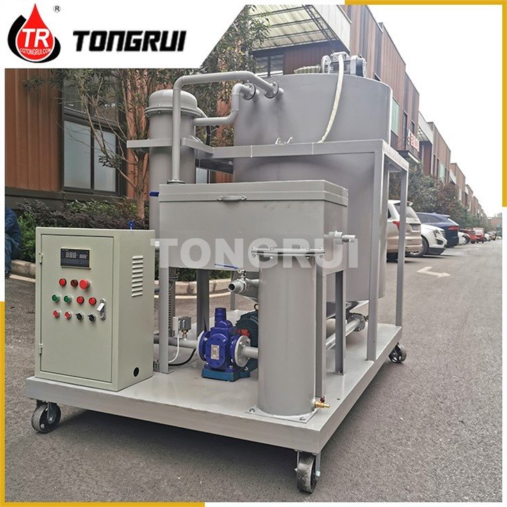 Physical filtration hydraulic oil dehydrator filter